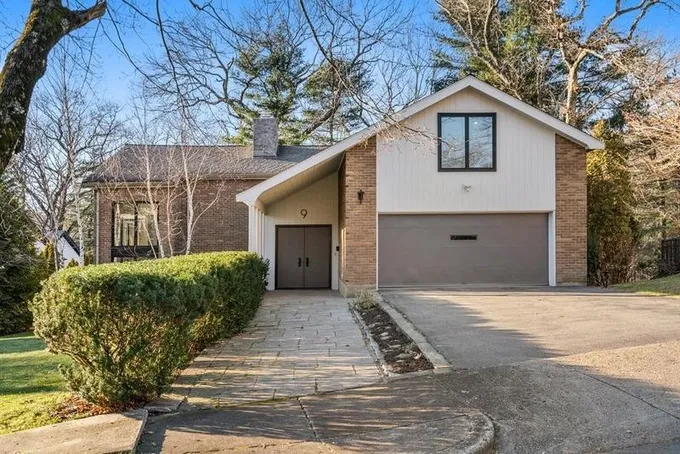 Newton, Middleinteraction County, MA House for sale Property ID: 418633805