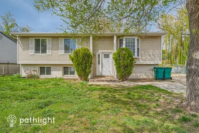 5891 S 2550 W, Roy, UT, 84067  5891 S 2550 W for Sale
