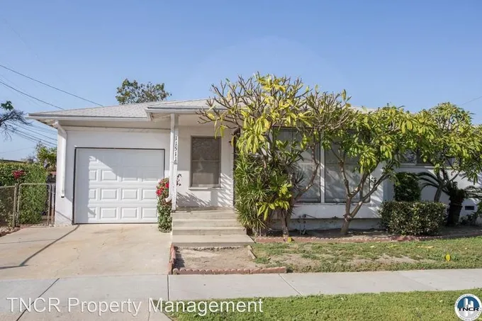 11511 Rivera Rd for Sale