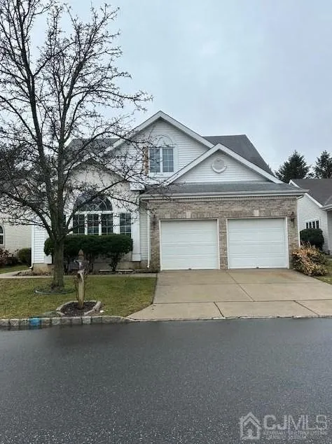 23 Sherwood Dr, Monroe Township, NJ 08831 - MLS 2407684R for Sale