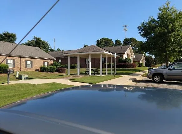 Crestview Senior Cottages Apartments - 777 WETUMPKA ST - Prattville, AL Apartments for Rent