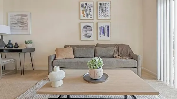 Rent Abberly West Ashley Apartments #444 in Charleston, SC - Landing