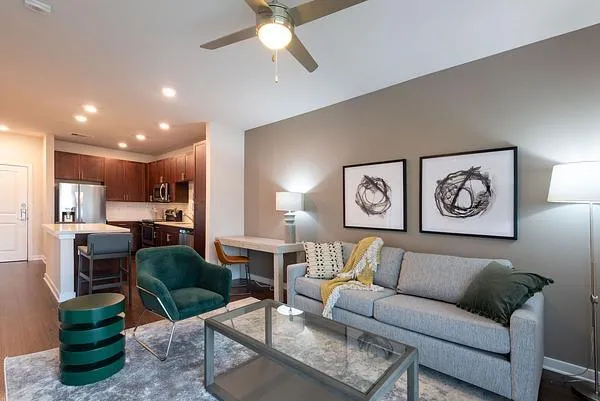 Rent DK Riata #6206 in Austin, TX - Landing
