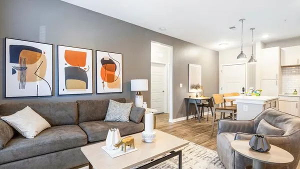 Rent Nexus Brandon #244 in Brandon, FL - Landing