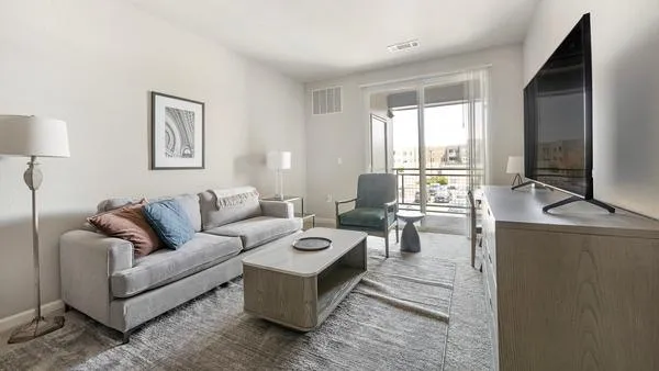 Rent 5151 Downtown Littleton #3-210 in Littleton, CO - Landing