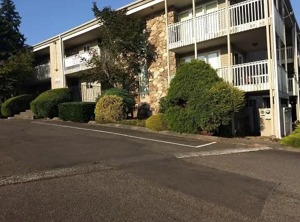 Concordia Arms Apartments - 114 129th St S - Tacoma, WA Apartments for Rent