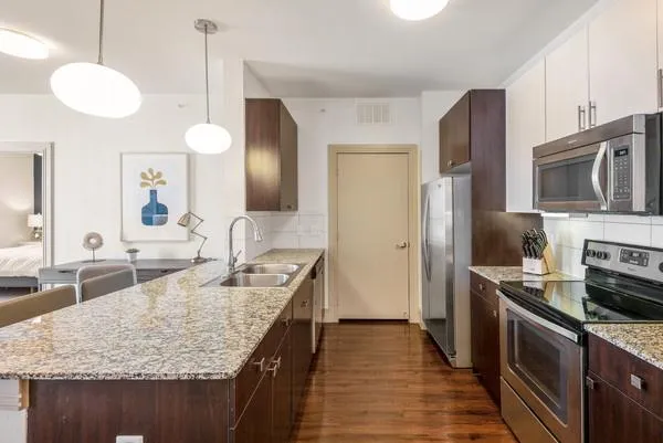 Rent IMT 8-South #765 in Nashville, TN - Landing