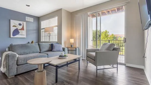Rent Halston Citrus Ridge #1205-301 in Kissimmee, FL - Landing