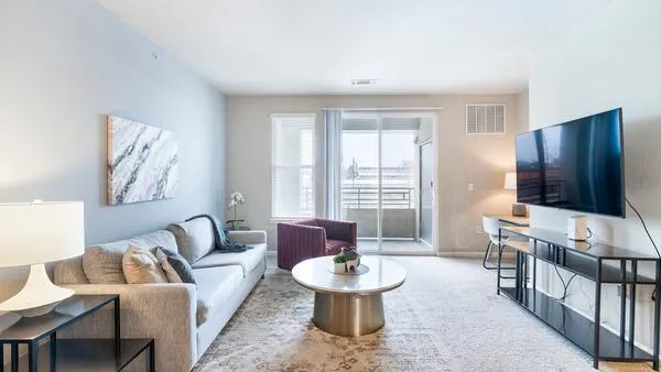 Rent 5151 Downtown Littleton #7-206 in Littleton, CO - Landing
