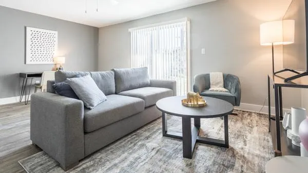 Rent Mandarin Bay #515 in Jacksonville, FL - Landing