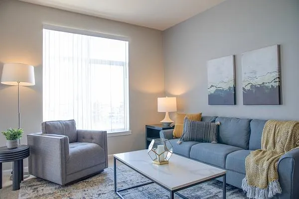 Rent Griffis Cherry Creek #319 in Denver, CO - Landing