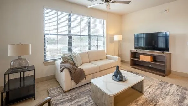 Rent 4700 Colonnade #4730-230 in Birmingham, AL - Landing