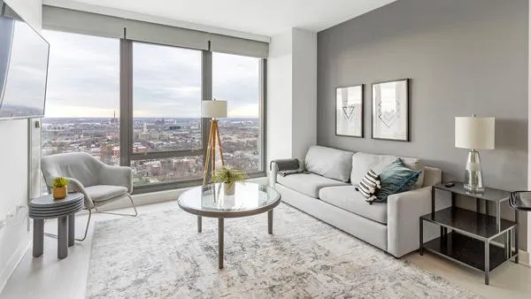 Rent Landmark West Loop #2704 in Chicago, IL - Landing