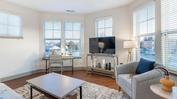 Rent The Depot at Nickel Plate #214 in Fishers, IN - Landing