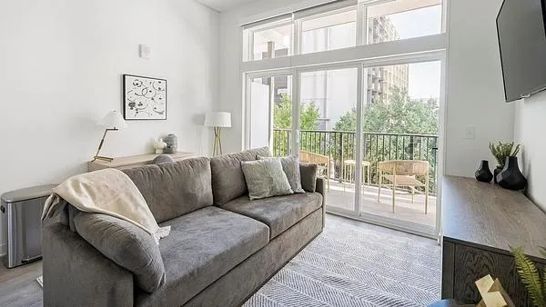 Rent 20 Midtown #217C in Birmingham, AL - Landing