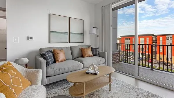 Rent Sphere #2-414 in Richmond, VA - Landing