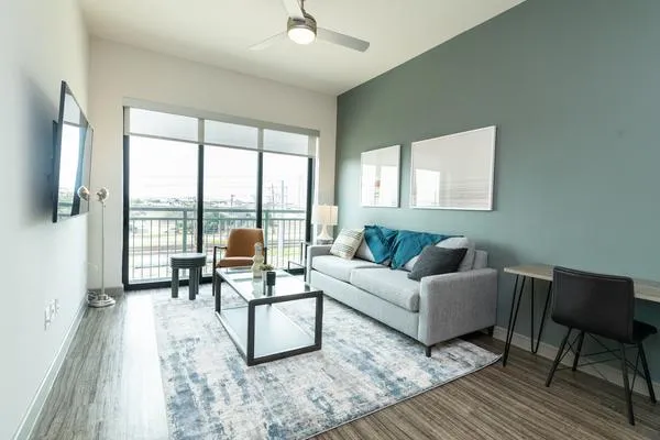 Rent Jewel on Landmark #1318 in Addison, TX - Landing