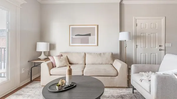 Rent The Sully at Sullivan Square #2807-1 in Bentonville, AR - Landing