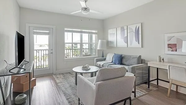 Rent Reunion At 400 #334 - 304 in Kissimmee, FL - Landing
