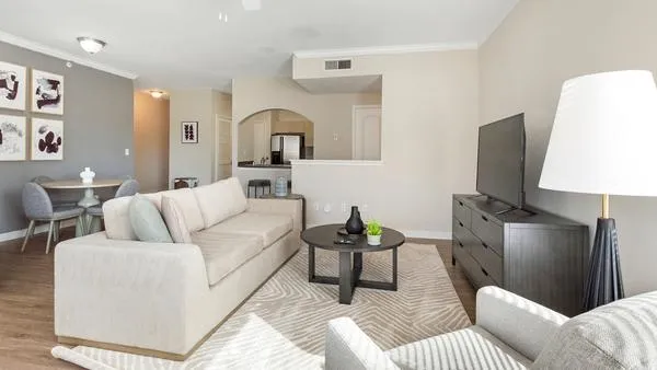 Rent IMT Cornerstar Ranch #0227 in Aurora, CO - Landing