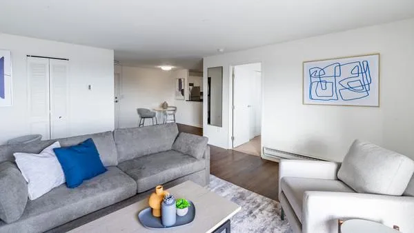 Rent Gamma North Quincy #903 in Quincy, MA - Landing
