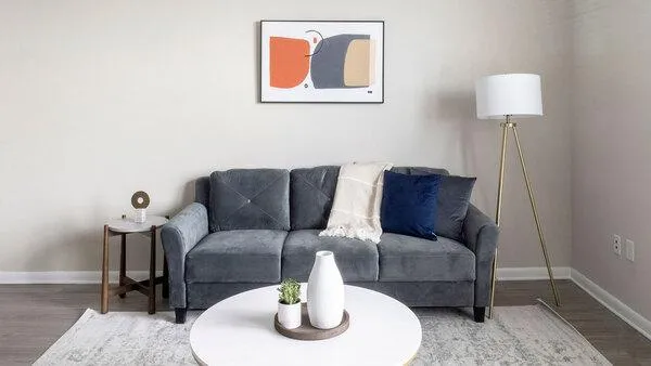 Rent The Factory at Park Circle #6302 in Charleston, SC - Landing