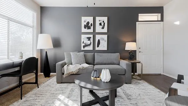 Rent Bellagio #2047 in Scottsdale, AZ - Landing