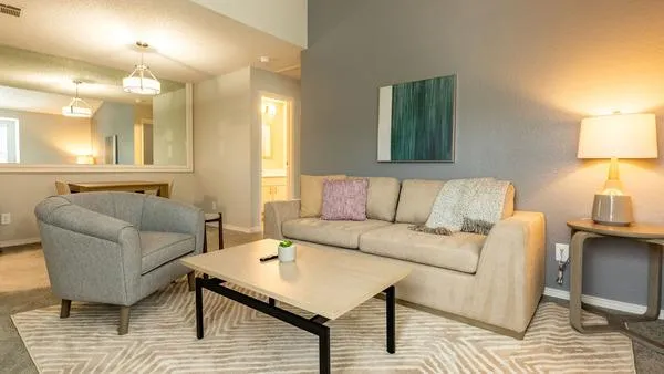Rent Fielder's Glen #182 in Arlington, TX - Landing