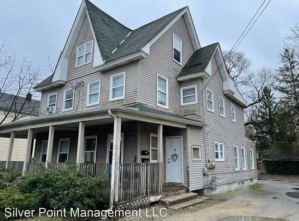 413 E Broad St - Millville, NJ 08332 - Home For Rent