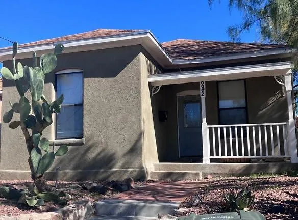 242 N 2nd Ave - Tucson, AZ 85719 - Home For Rent