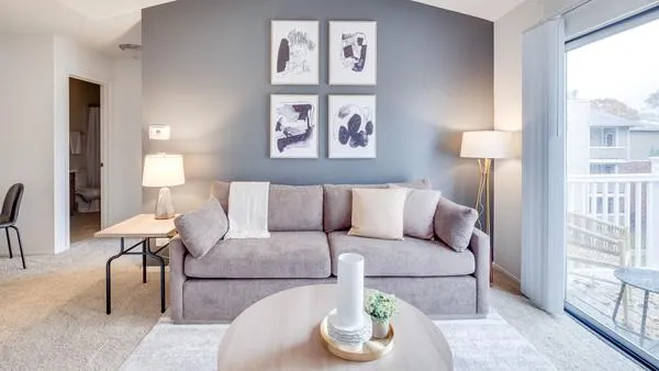 Rent The Green at Chevy Chase #3432 in Buffalo Grove, IL - Landing