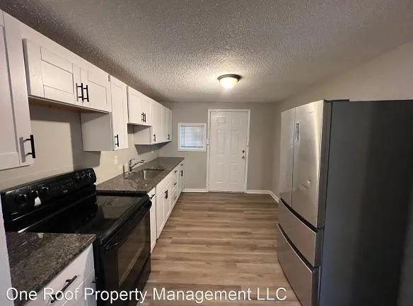 937 Metropolitan Ave - Kansas City, KS 66103 - Home For Rent