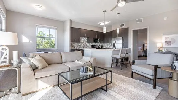 Rent Legacy Gateway Apartments #5-409 in Fort Myers, FL - Landing