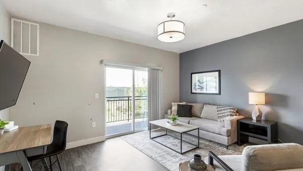 Rent 644 City Station #330 in Salt Lake City, UT - Landing