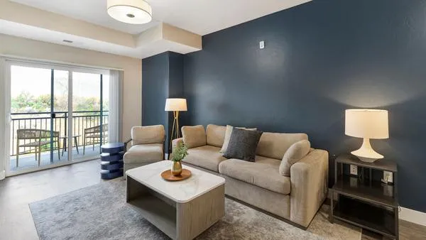 Rent 644 City Station #218 in Salt Lake City, UT - Landing