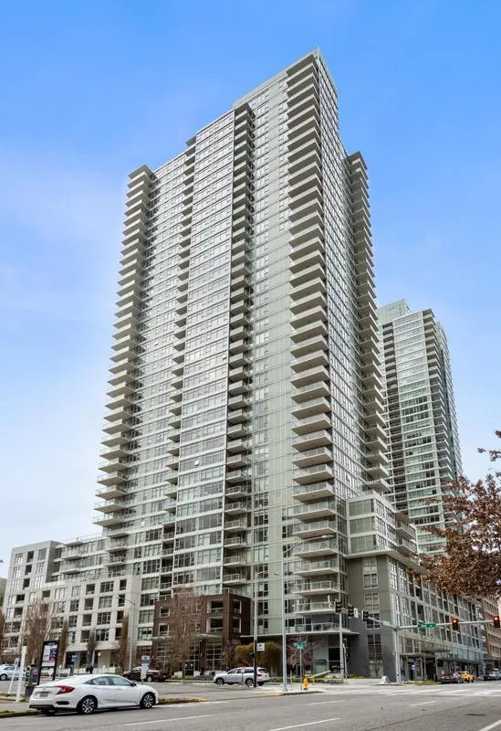 INSIGNIA Condominiums - 1 bedroom for Rent