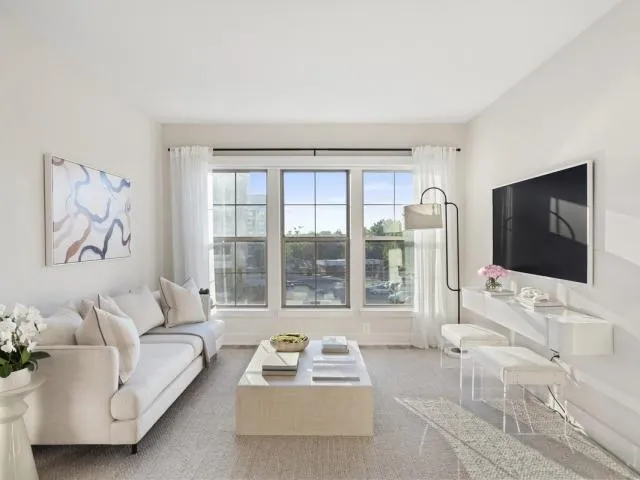 1 Bed 1 Bath Now Available $2230/Mo for Rent