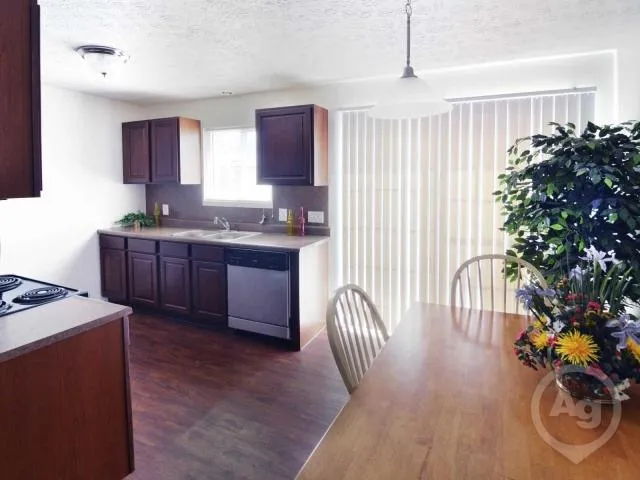 2 Bed 1 Bath $1000/month for Rent
