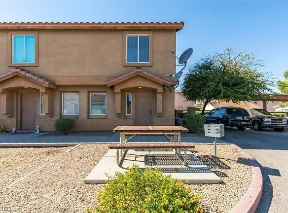 460 Rexford Dr #2104 - Henderson, NV 89011 - Home For Rent