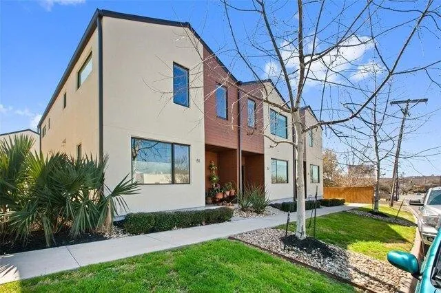 2 Bedroom 2.5 Bath In Austin TX 78723 for Rent