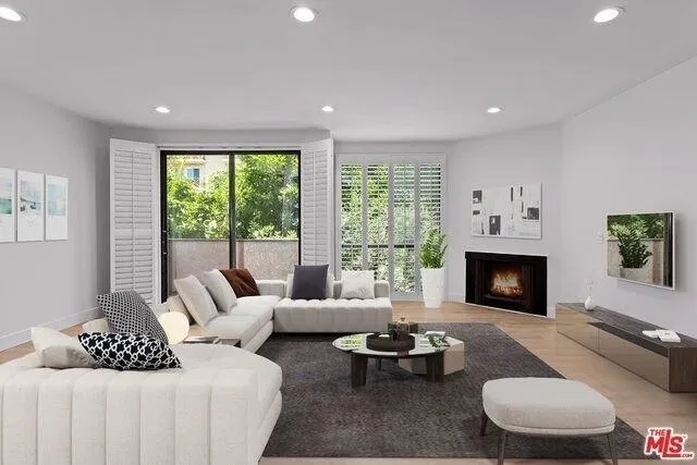 2 Bedroom 2 Bath In Los Angeles CA 90064 for Rent