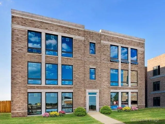 2 Bedroom 2 Bath In Chicago IL 60707 for Rent