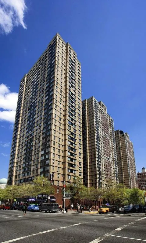 2 bedroom in Manhattan NY 10128 for Rent