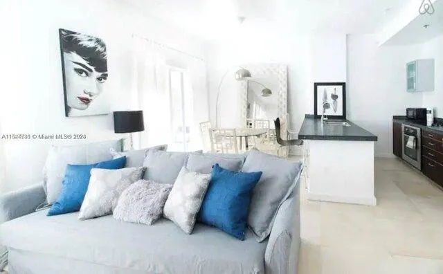 1 Bedroom 1 Bath In Miami Beach FL 33139 for Rent