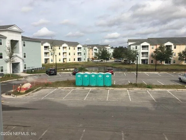 3 Bedroom 2 Bath In Jacksonville FL 32256 for Rent