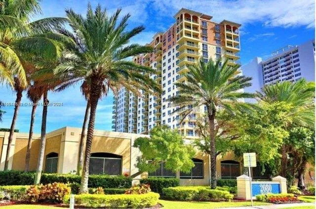 2 Bedroom 2 Bath In Hallandale Beach FL 33009 for Rent