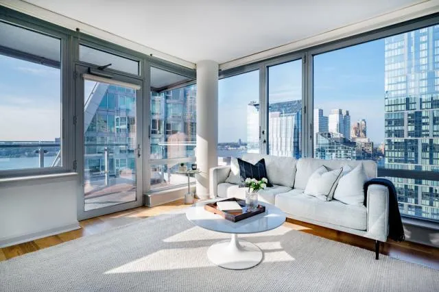 0 Bedroom 1 Bath In Manhattan NY 10019 for Rent