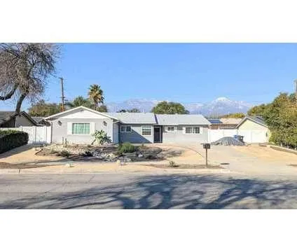 2B1B in a shared house for Rent