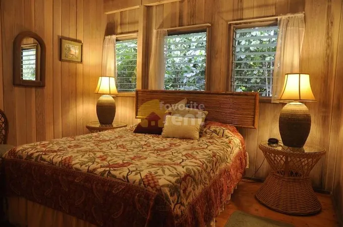 Capt. Cook 3 bedrooms 2 full baths house for Rent