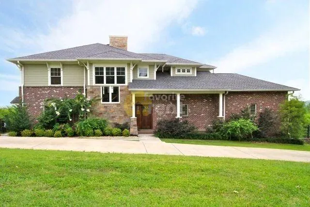 Big Luxury 4 Bedroom House In The Heart of Nashville for Rent